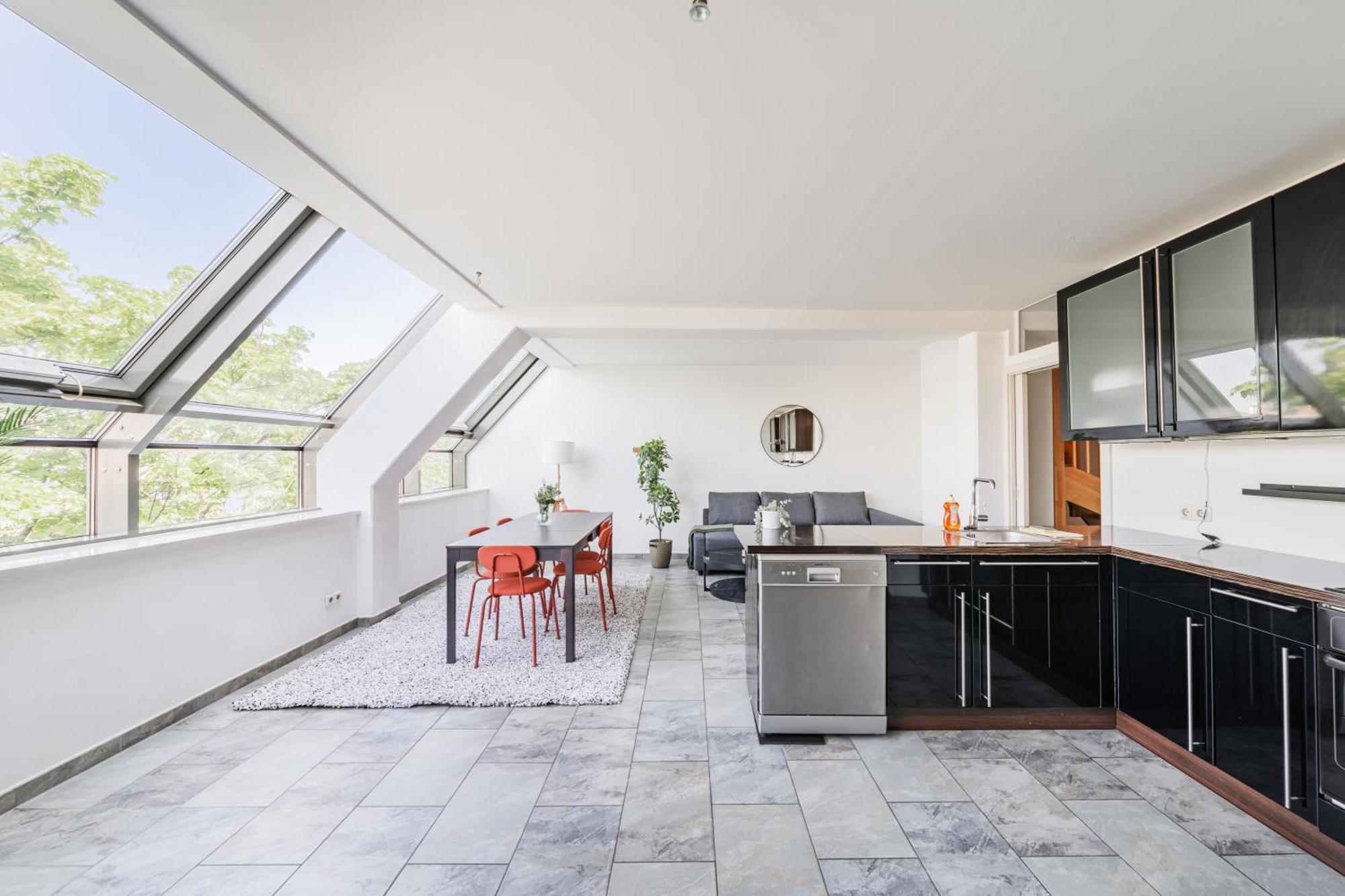 Apartament Next To Schoenbrunn - Free Parking !!!