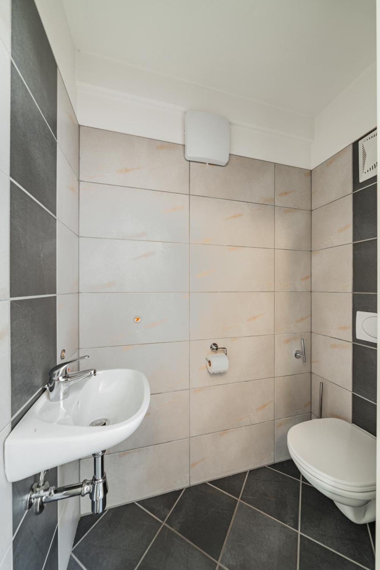 Next To Schoenbrunn - Free Parking !!! Apartament Viena