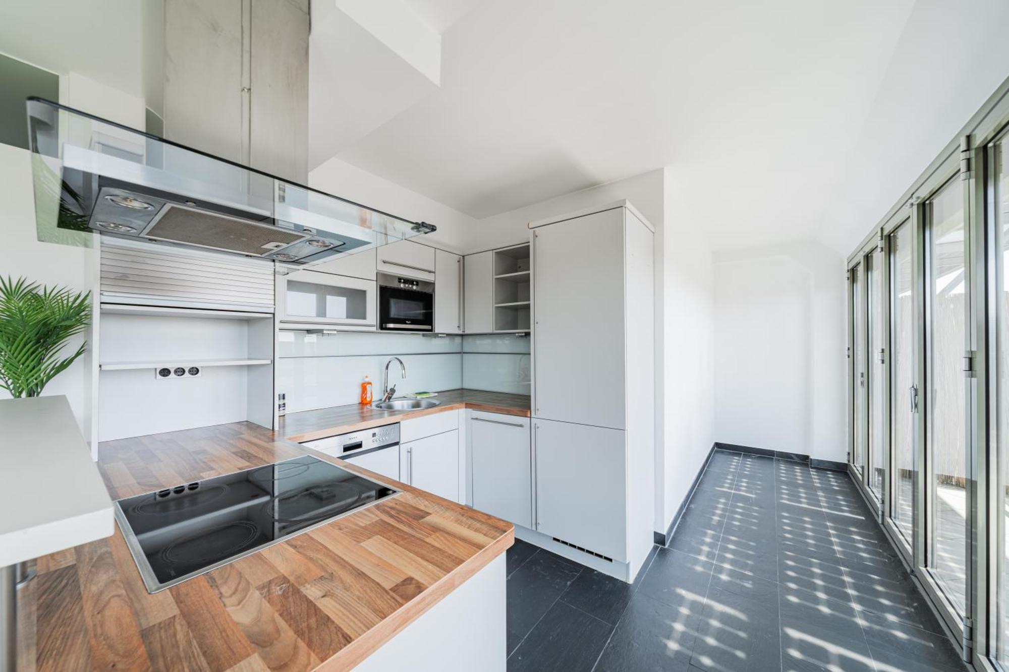 Apartament Next To Schoenbrunn - Free Parking !!! Viena