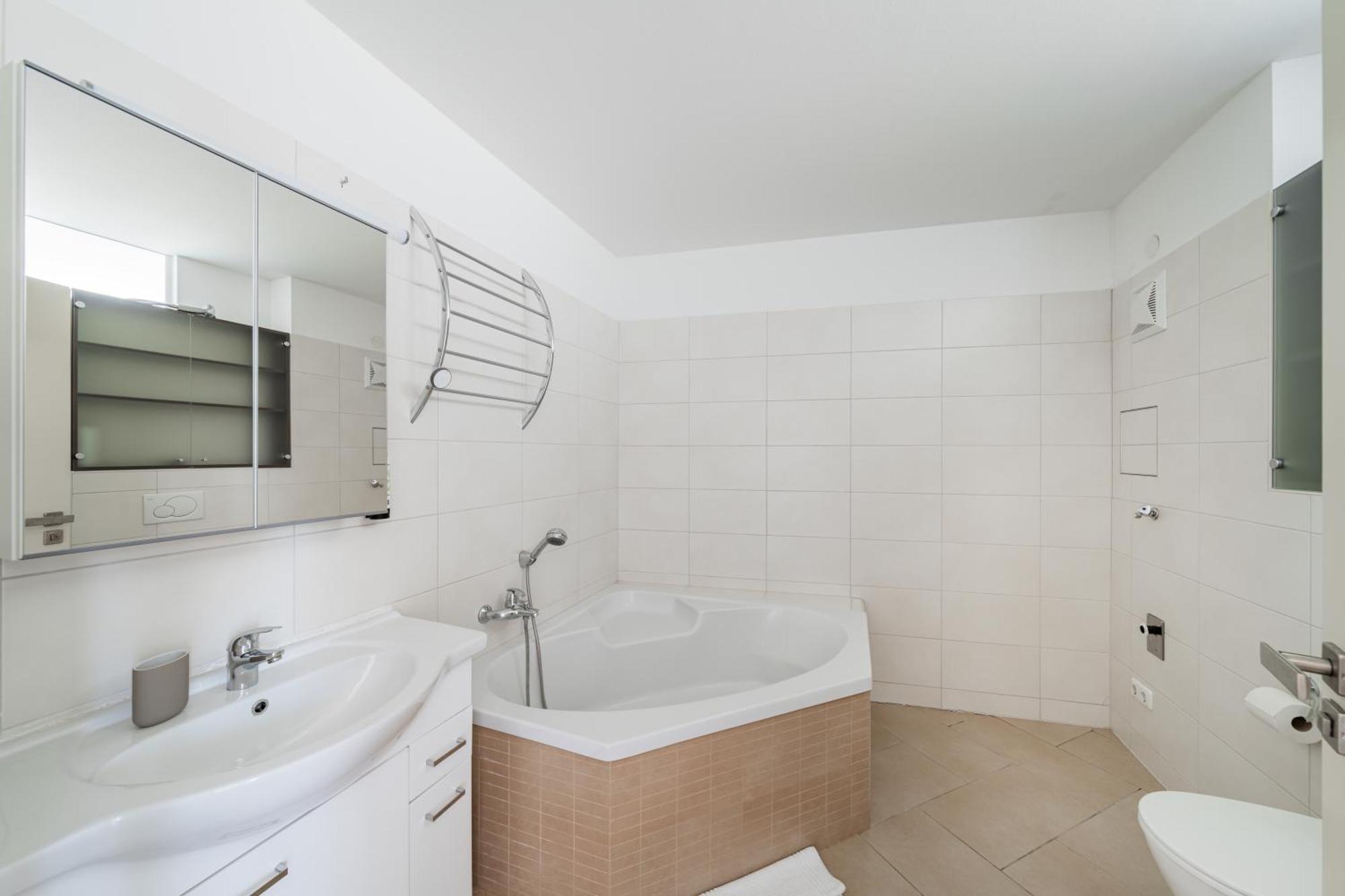 Next To Schoenbrunn - Free Parking !!! Apartament *