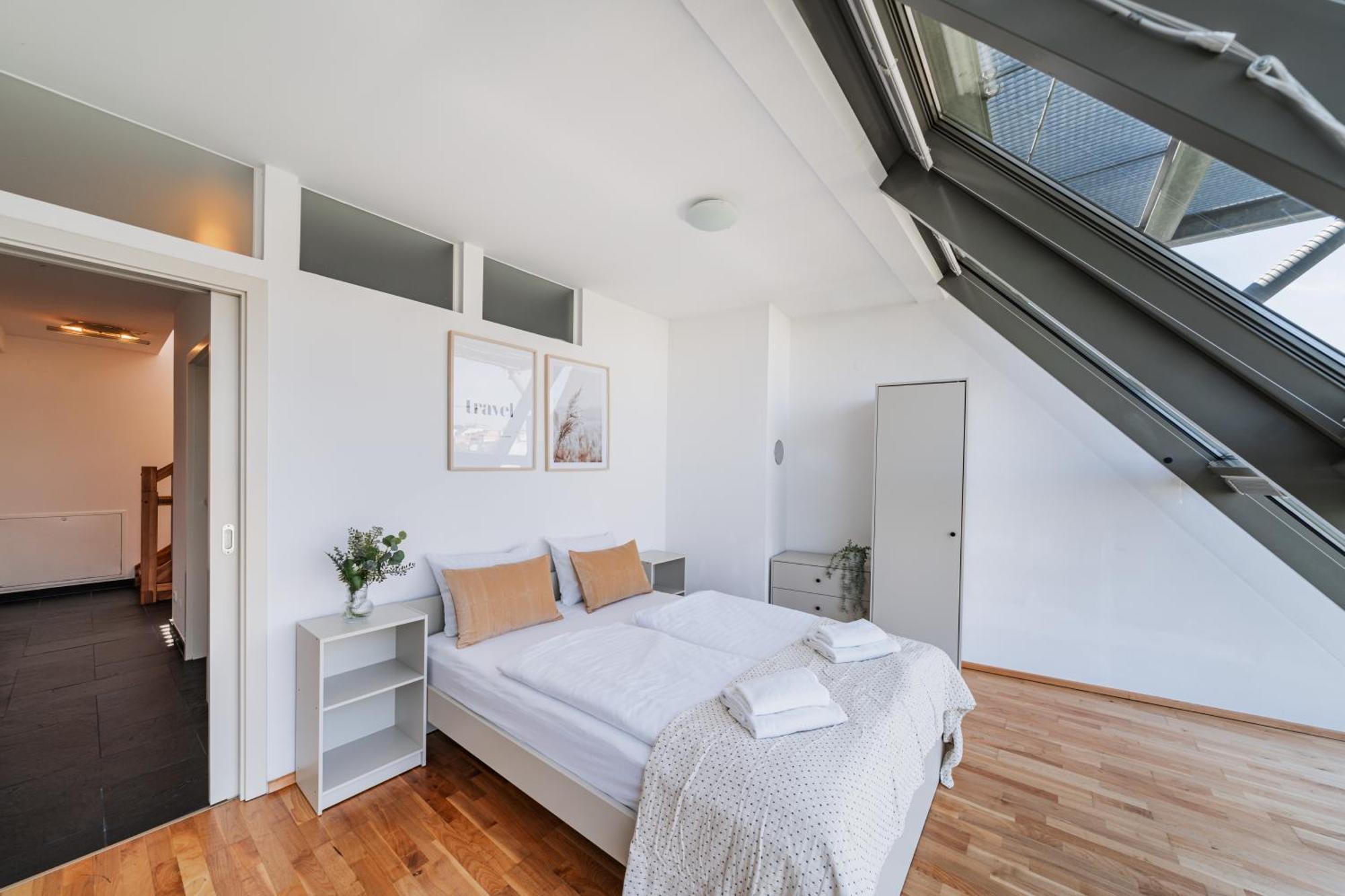 Apartament Next To Schoenbrunn - Free Parking !!! *
