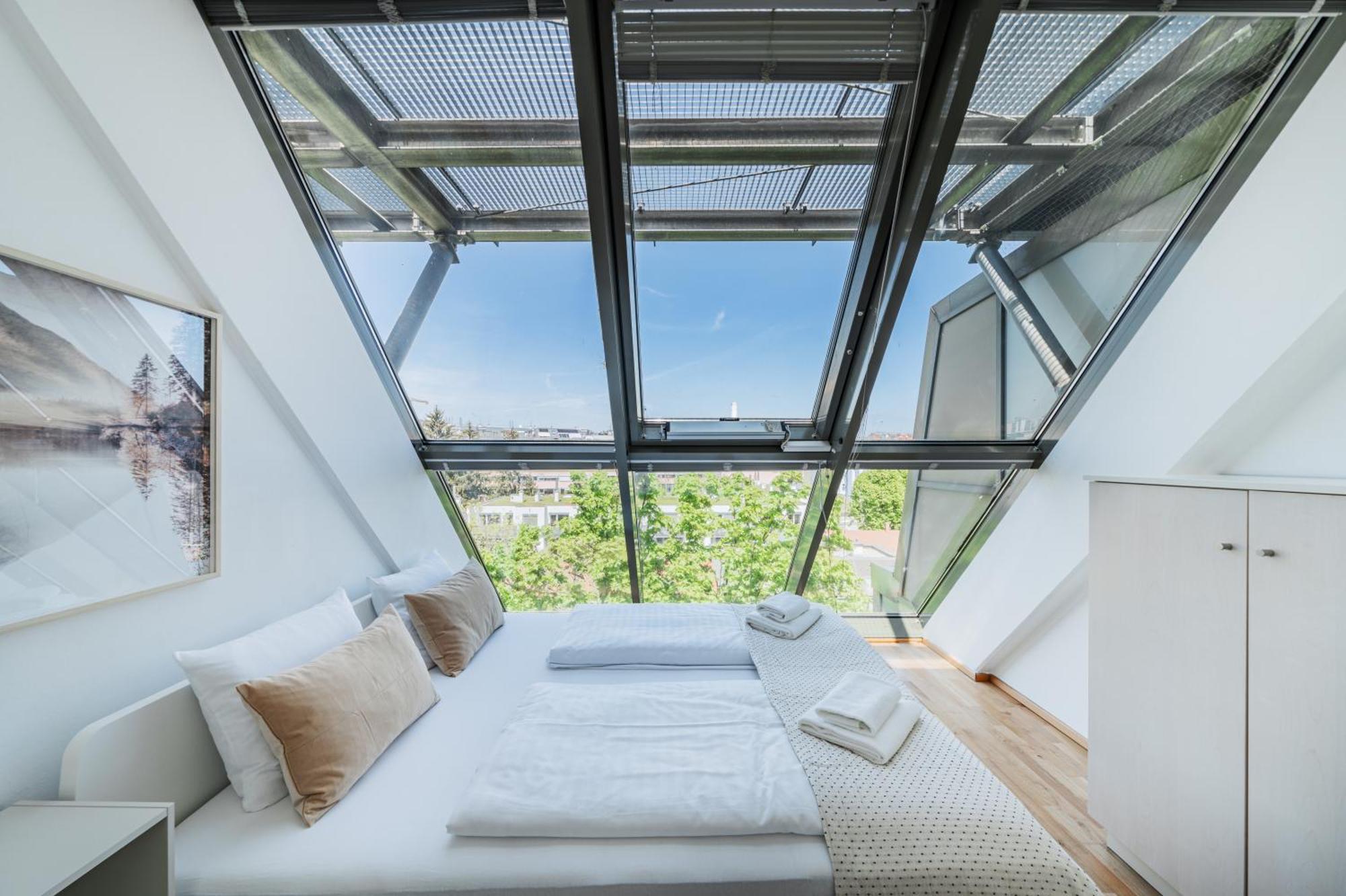 Next To Schoenbrunn - Free Parking !!! Apartament